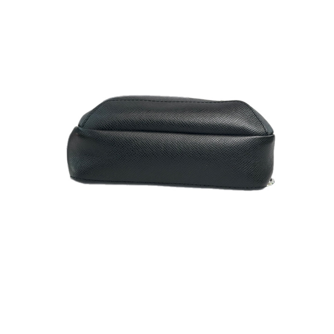 Louis Vuitton Black Taiga Avenue Sling Bag