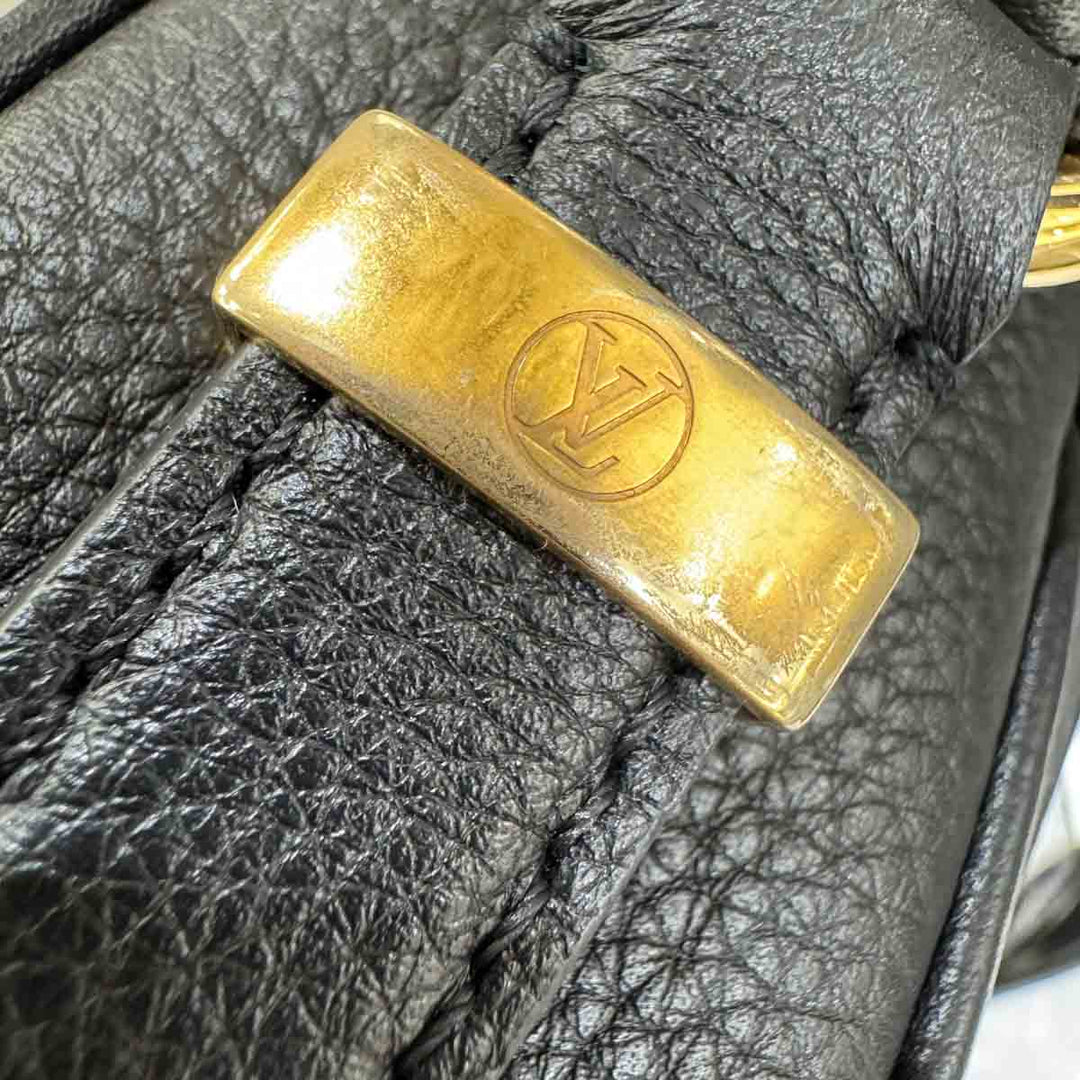 Louis Vuitton LV Pont 9 Bag Black Calfskin