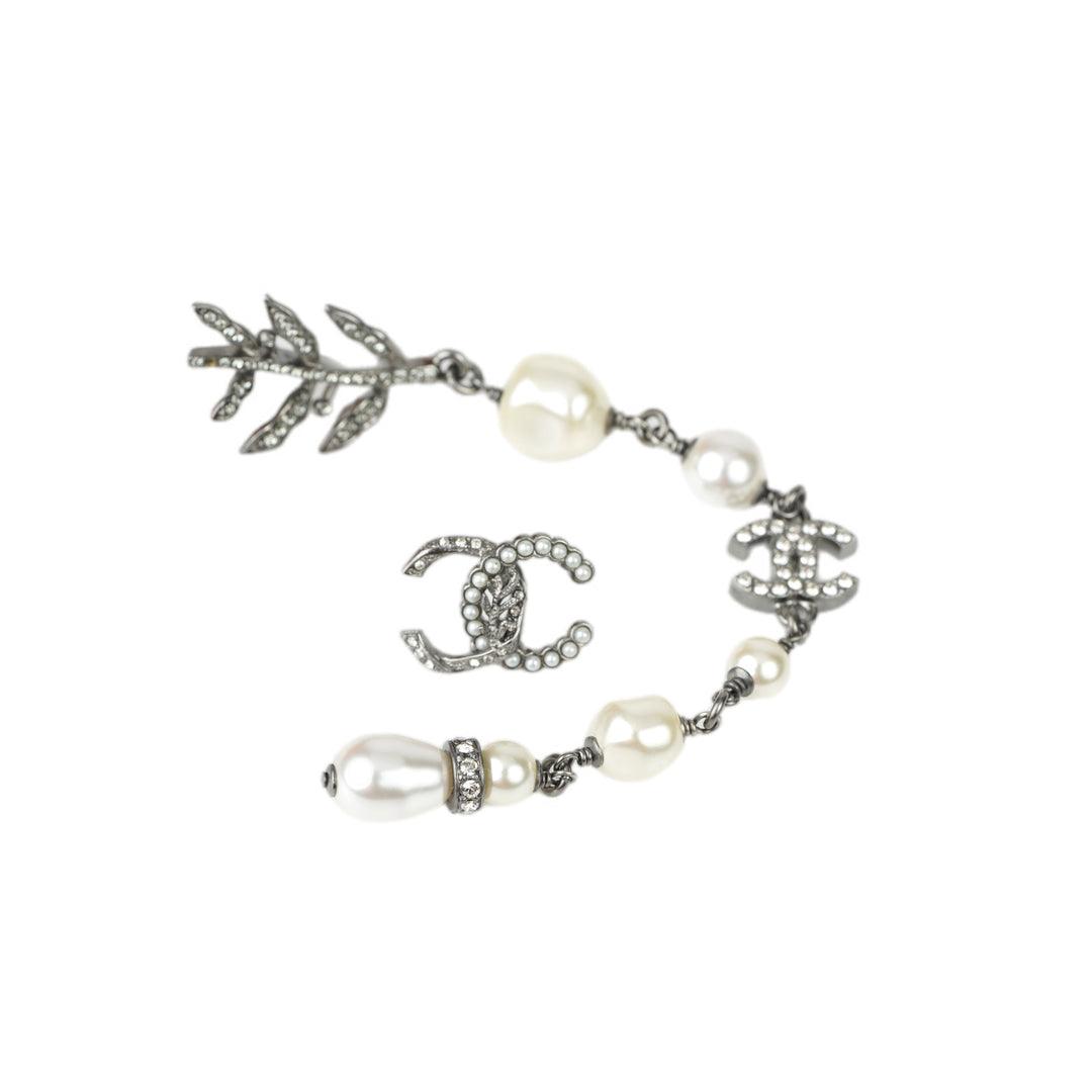 Chanel Forest Leaf CC Logo Pearl Long Drop Earring