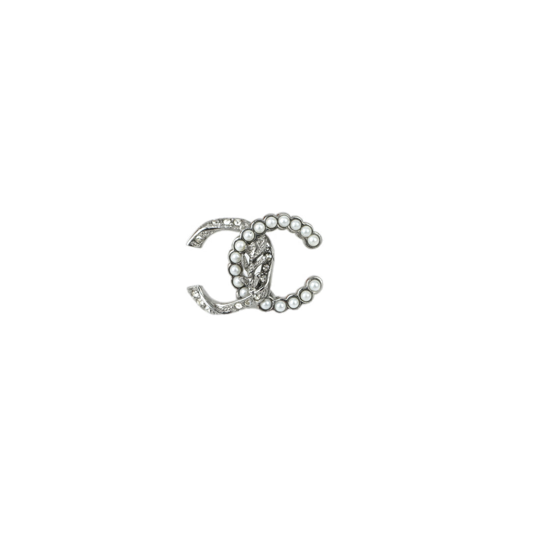 Chanel Forest Leaf CC Logo Pearl Long Drop Earring