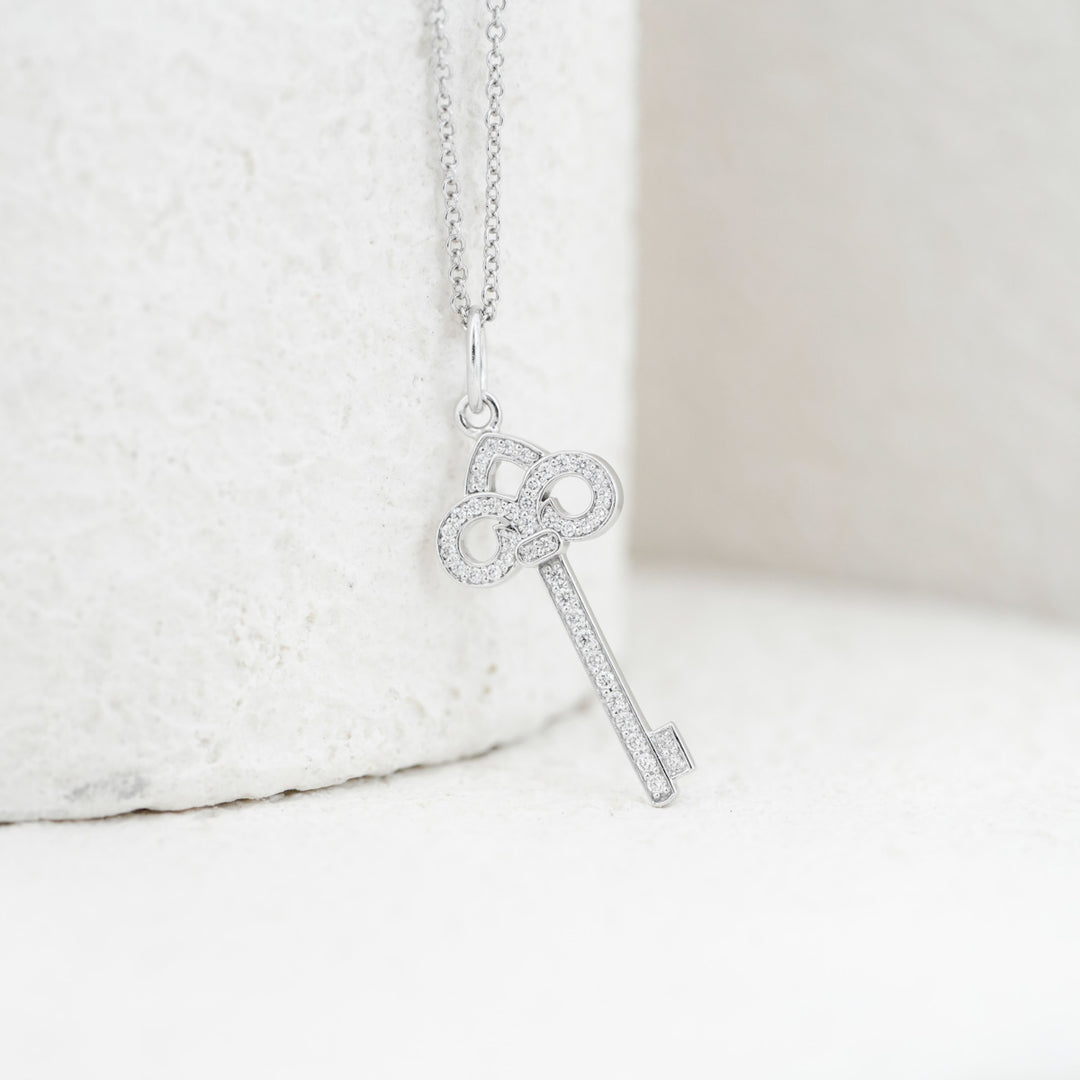Pre-owned Tiffany Fleurdelis Key Diamonds Pendant With PT 16Inch Chain in White Gold, Platinum - photo 3