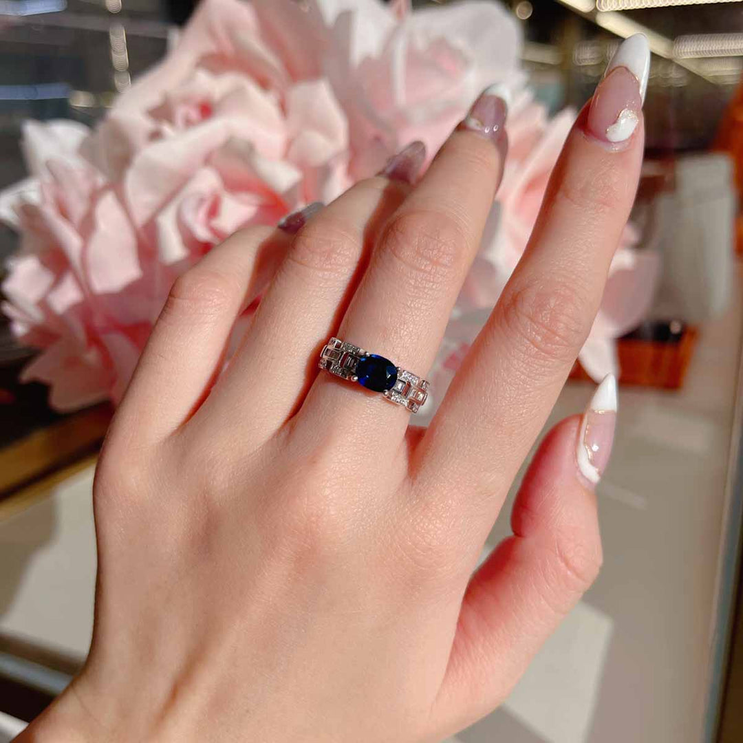 Natural Sapphire Diamond Ring D1.37ct d0.225ct. 18K Gold