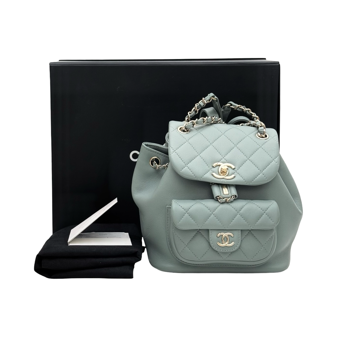 Pre-owned Chanel Green Mini Duma Backpack in Calfskin - photo 2