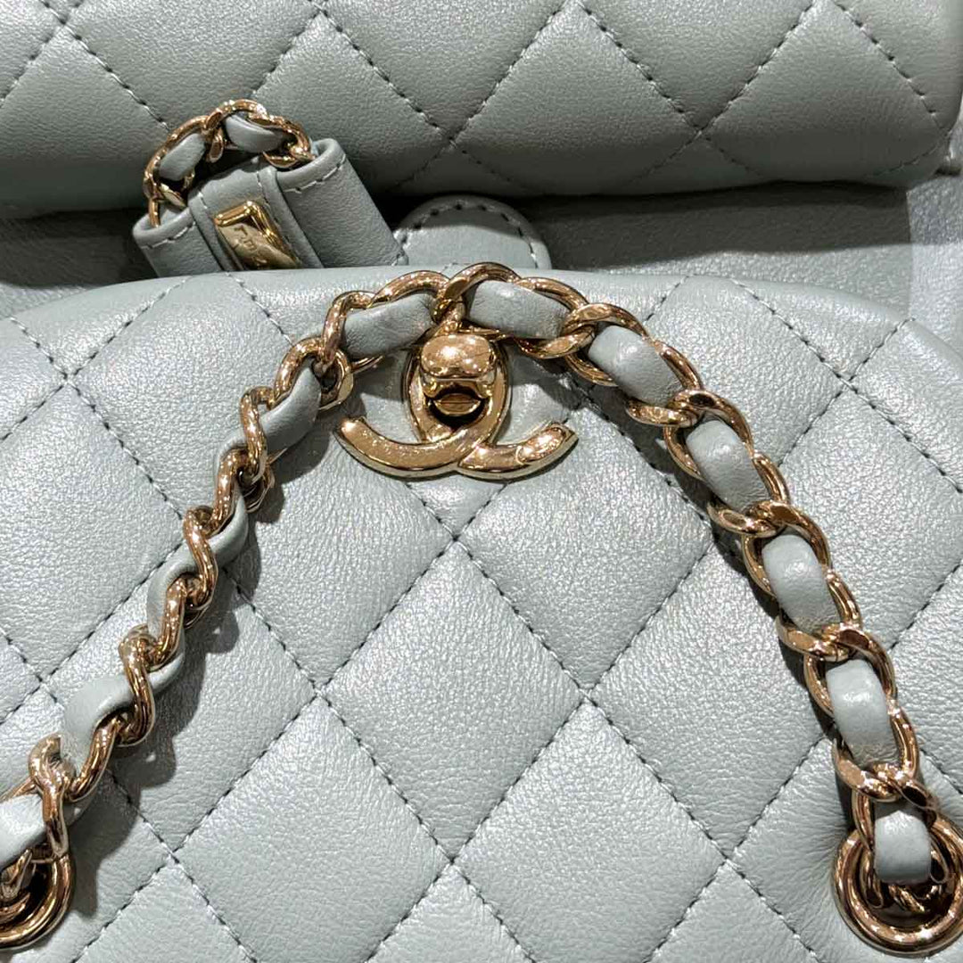 Pre-owned Chanel Green Mini Duma Backpack in Calfskin - photo 11
