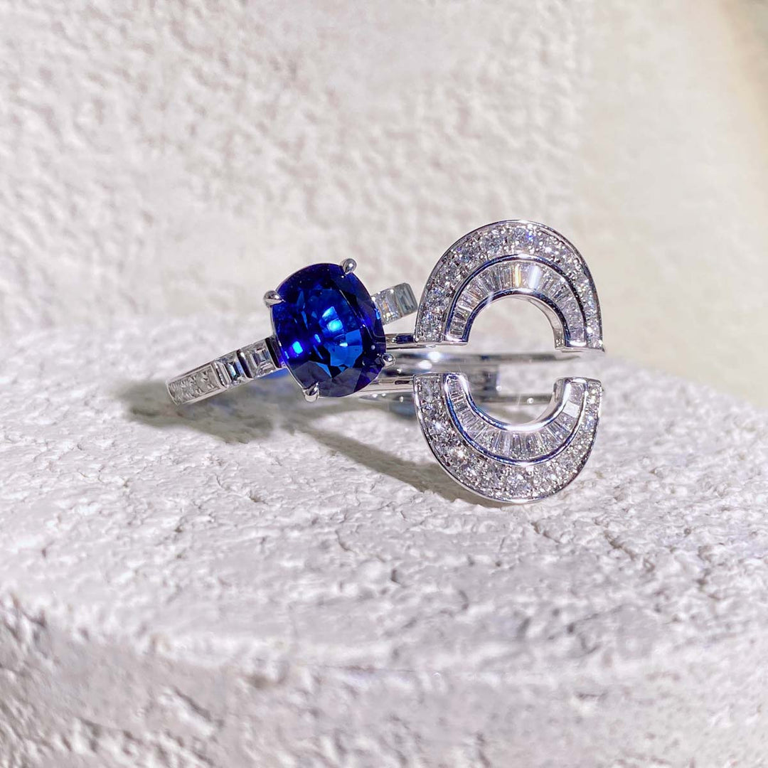 Natural Madagascar Royal Blue Sapphire Ring 4.04ct, Diamond 1.23ct 18K Gold GRS