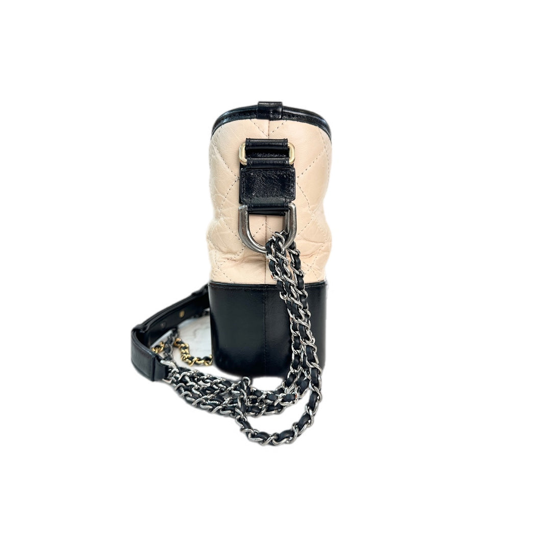 Chanel Gabrielle New Medium Cream/Black