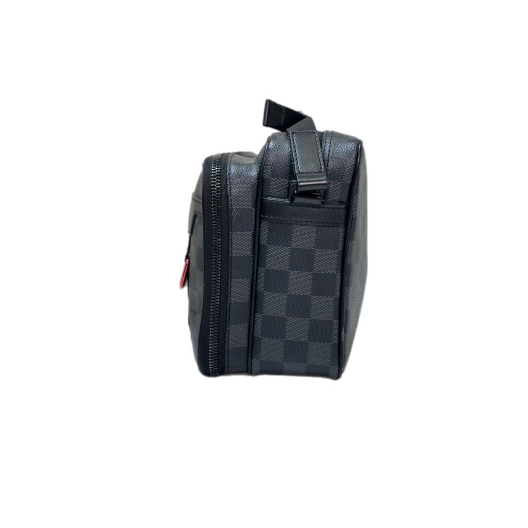Louis Vuitton Utility Messenger Men Bag