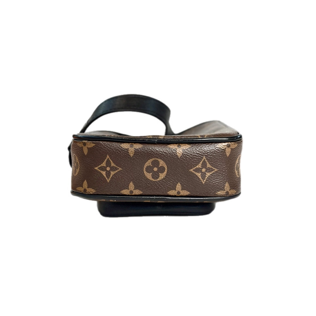 Louis Vuitton Christopher Monogram Wearable Wallet