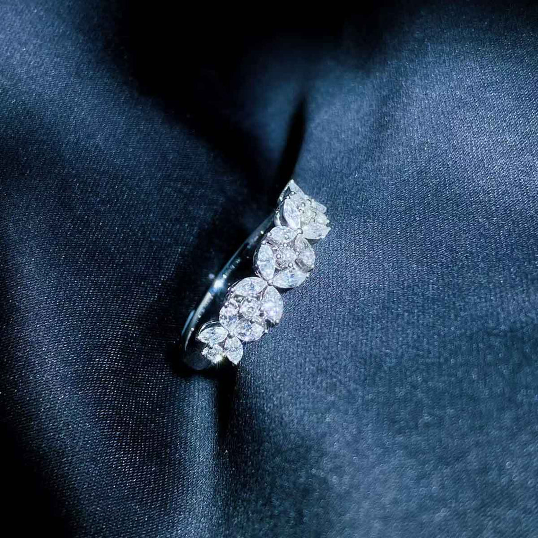 White Diamond Eternity Ring D0.70ct 18K F-G VS