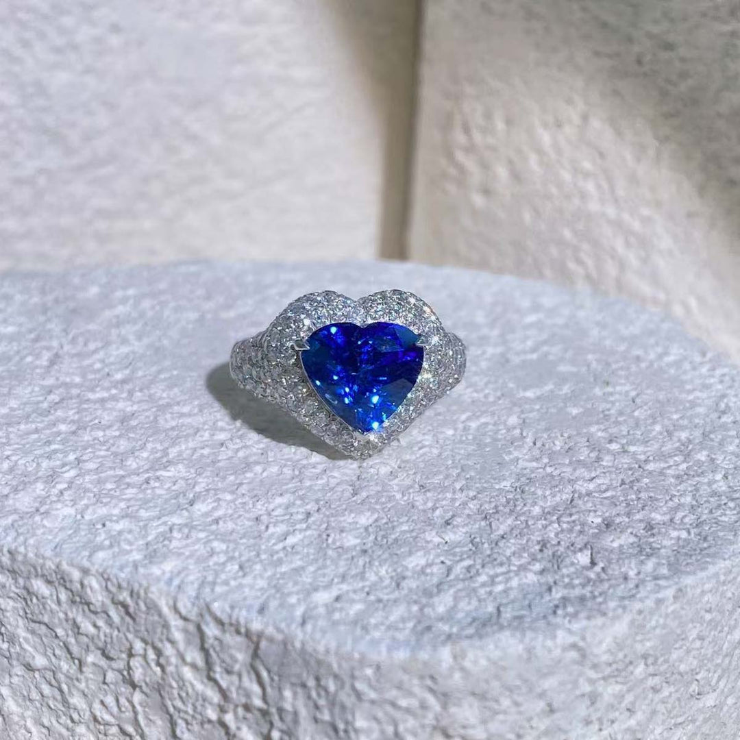 Natural Blue Sapphire Ring D3.50ct d1.77ct 18K, Sri Lanke GUILD Royal Blue