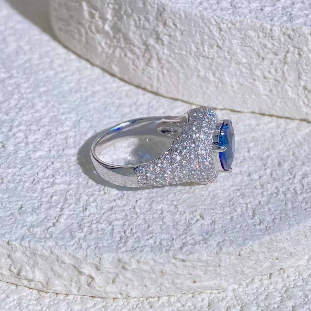 Natural Blue Sapphire Ring D3.50ct d1.77ct 18K, Sri Lanke GUILD Royal Blue