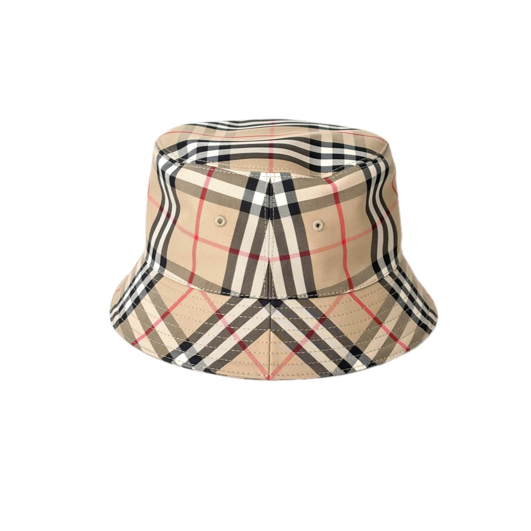 Burberry Classic Check Hat M