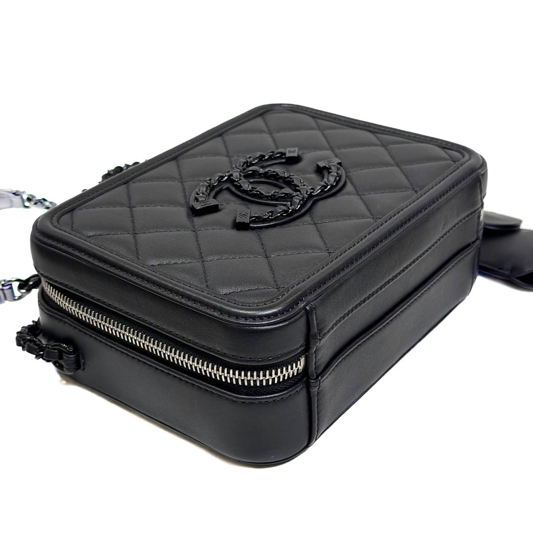 Chanel Vanity camera box so black with top handle