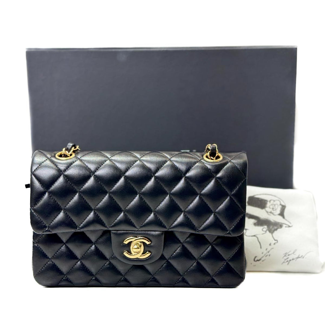 Chanel Classic Flap Small Black/Gold Bag