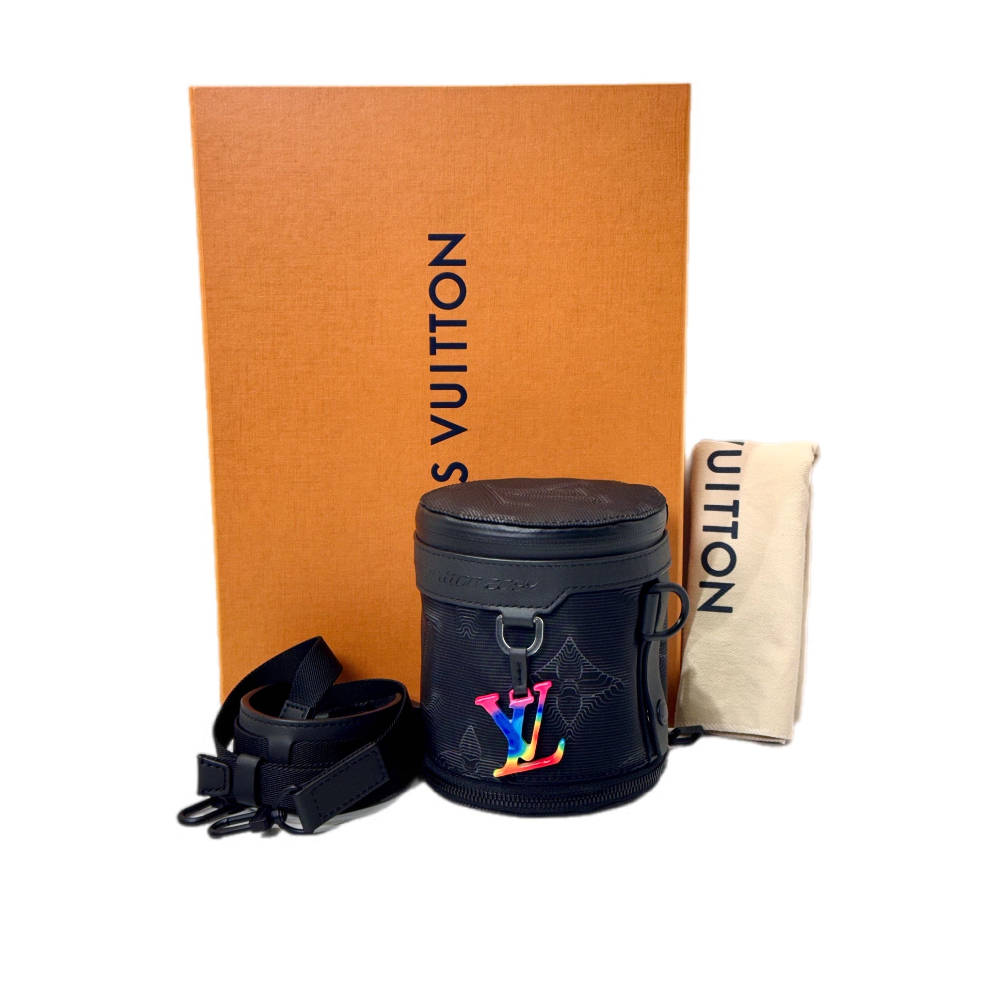 Louis Vuitton Bucket Bag Black