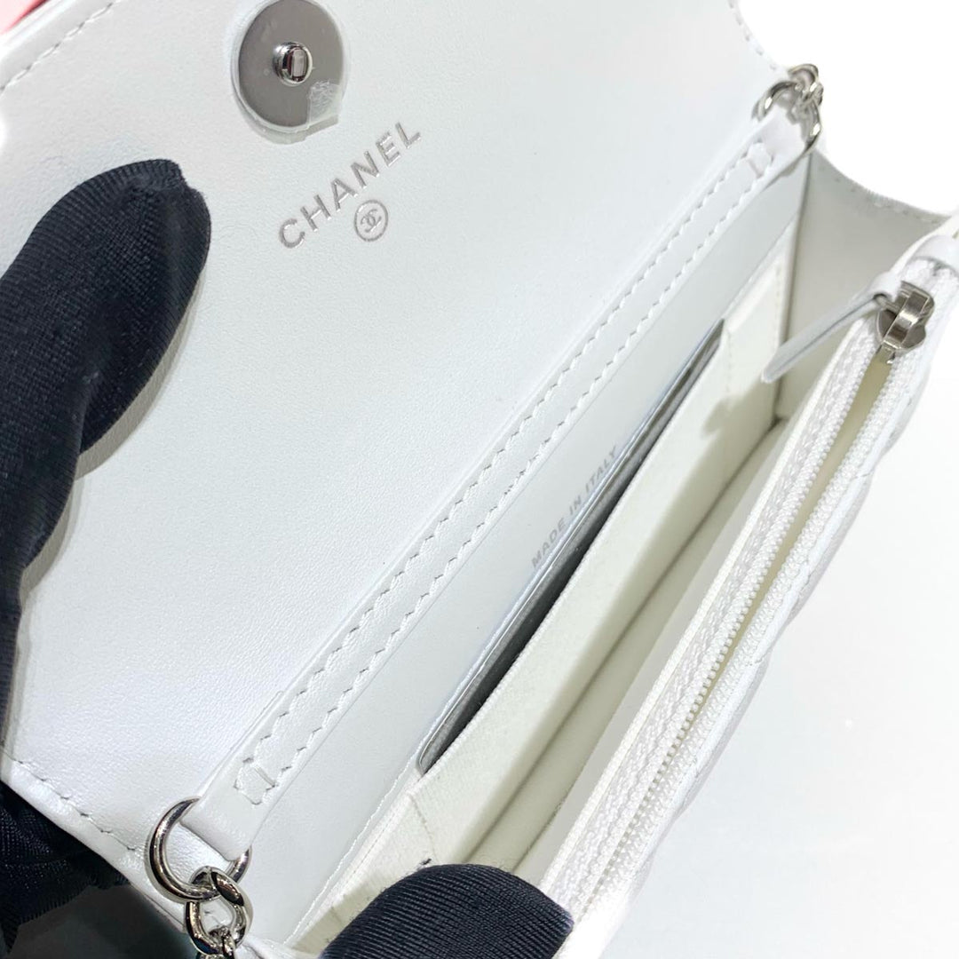 Chanel Pearl White Wallet on Chain Bag