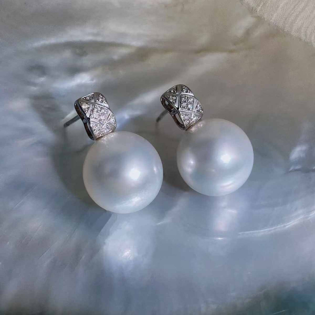 Natural South Sea White Pearl Diamond Earrings 12.4mm d0.08ct, 18K