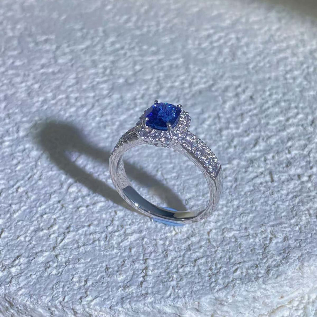 Natural Blue Sapphire Ring D1.34ct d0.56ct 18K, Sri Lanke