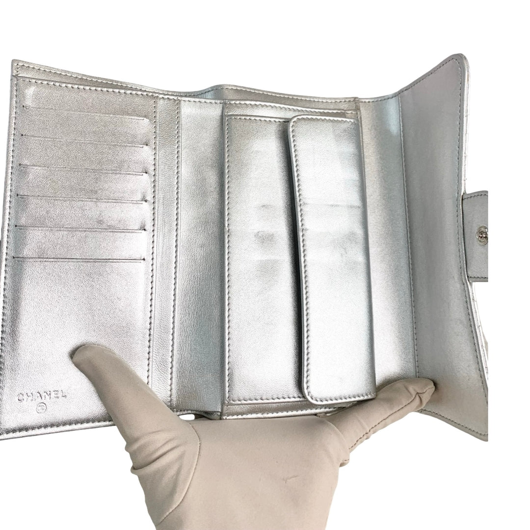 Pre-owned Chanel Silver CF Long Wallet in Calfskin - photo 8