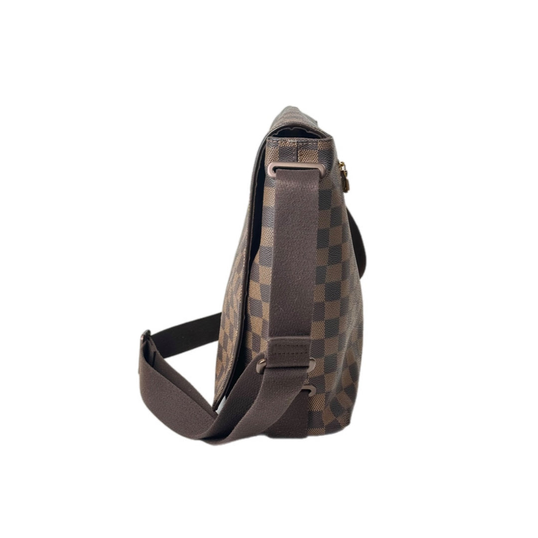 Louis Vuitton Men’s Messenger Brooklyn Damier Ebene