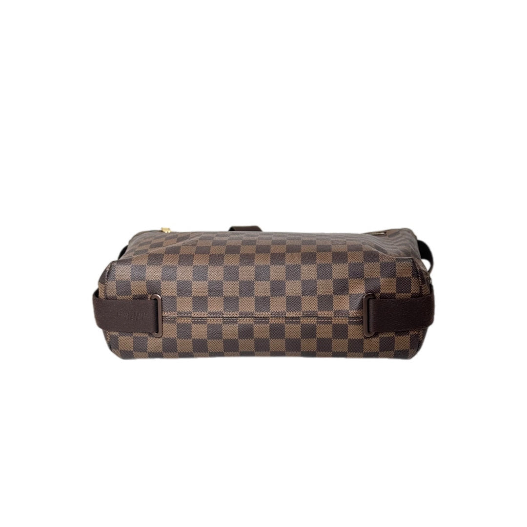 Louis Vuitton Men’s Messenger Brooklyn Damier Ebene