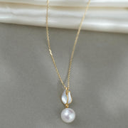 Natural Akoya Pearl Tulip Necklace 9mm, 18K Gold