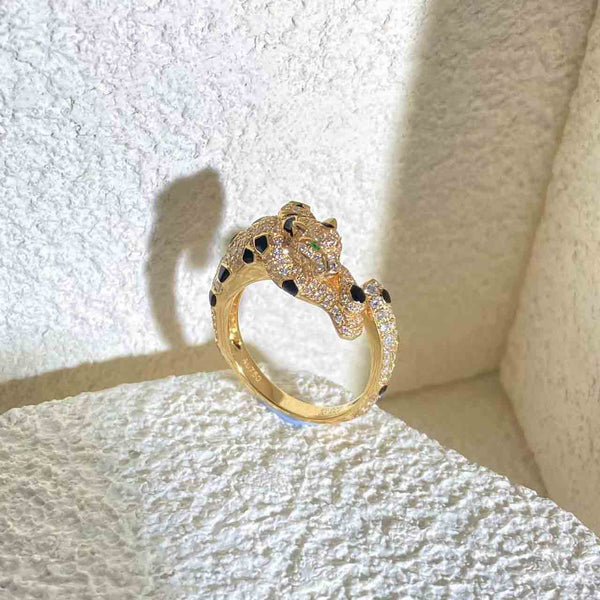 White Diamond Panther Ring - Jiaxyk