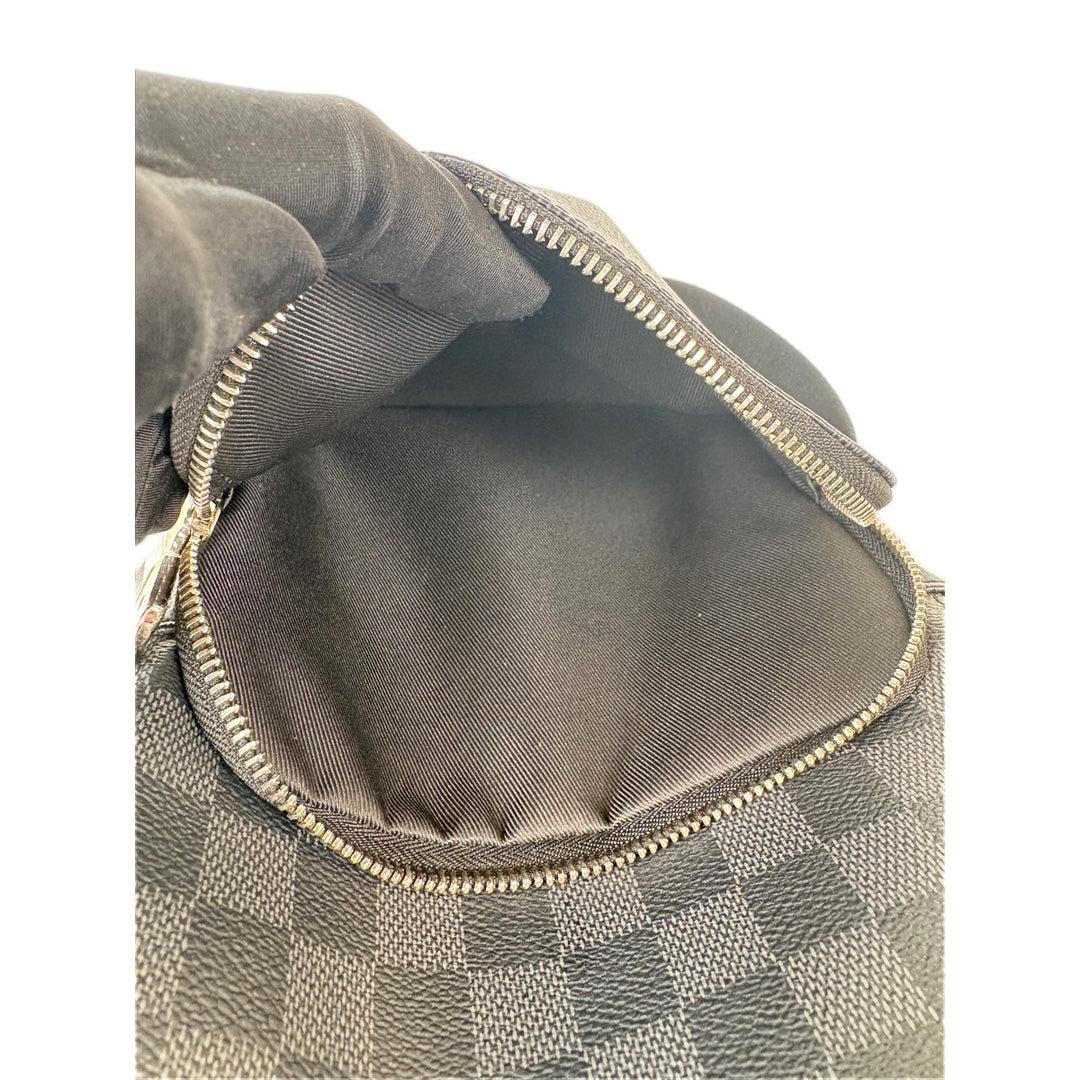 Louis Vuitton Avenue Sling Bag