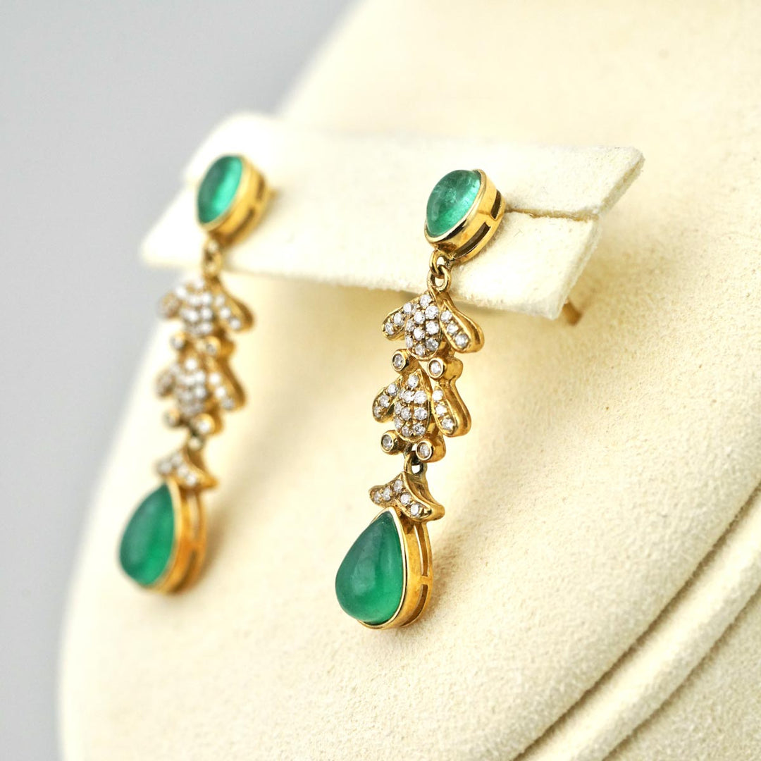 Natural Columbia Emerald Diamond Earrings D2.16ct. 18K VVG