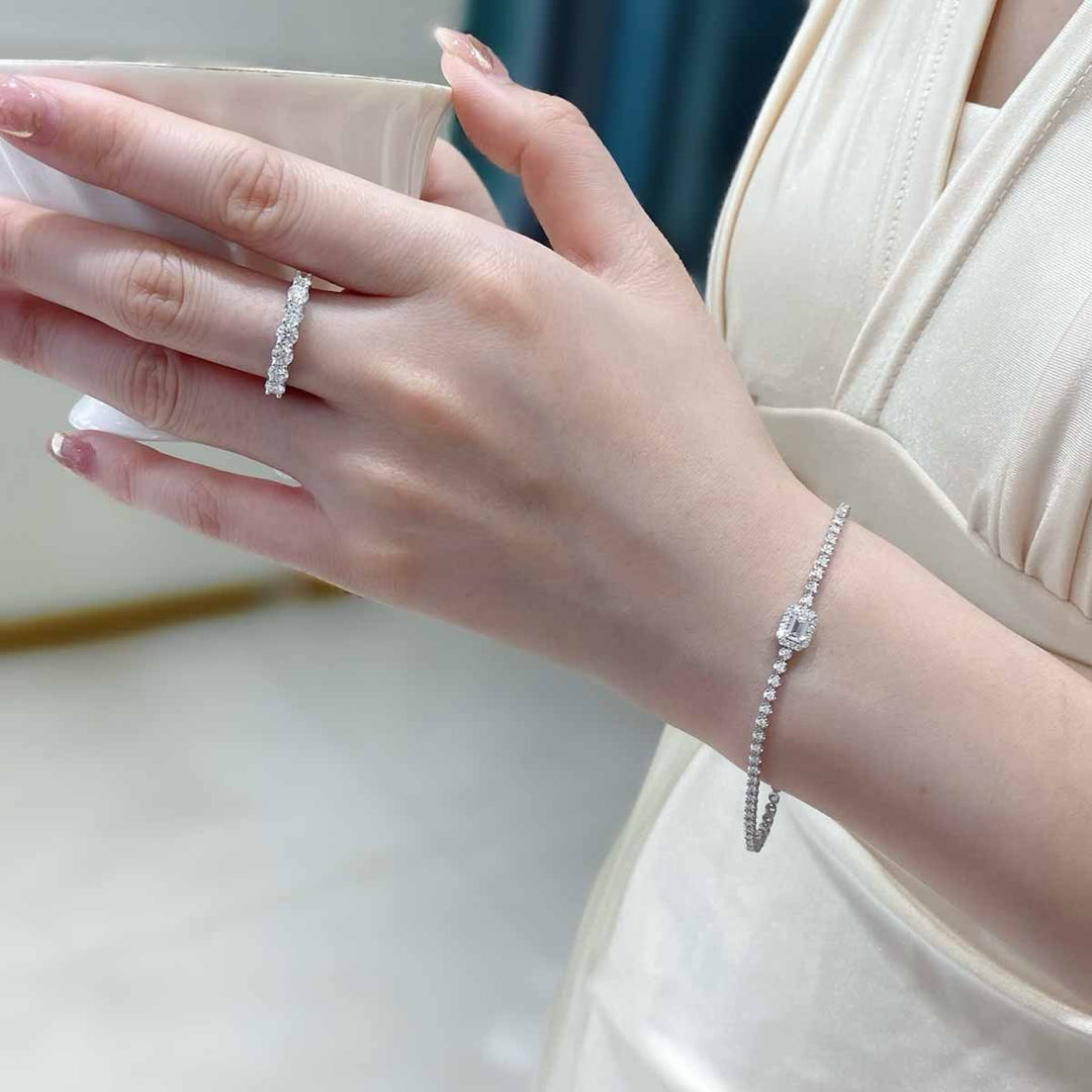 Natural White Diamond Emerald Cut Bracelet 0.30+0.90ct, F VS2 18K Gold GIA