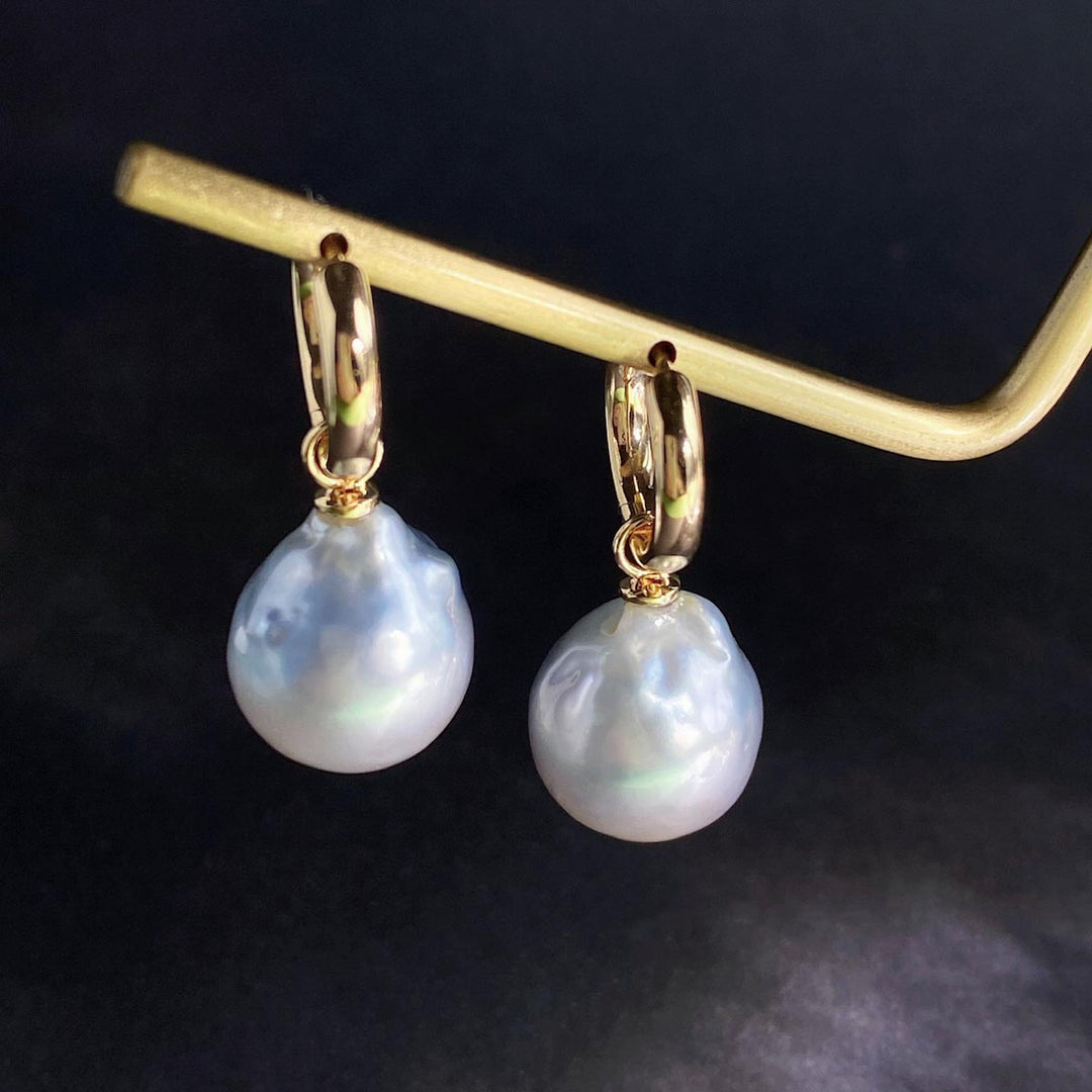 Natural South Sea Baroque Pearl hHoop Earrings.18k 15*13mm