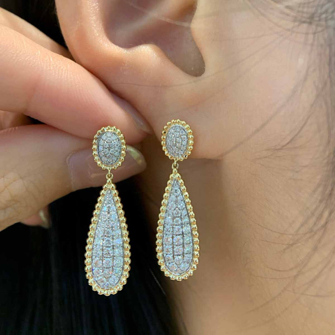 Natural White Diamond Earrings 0.82ct, 18K