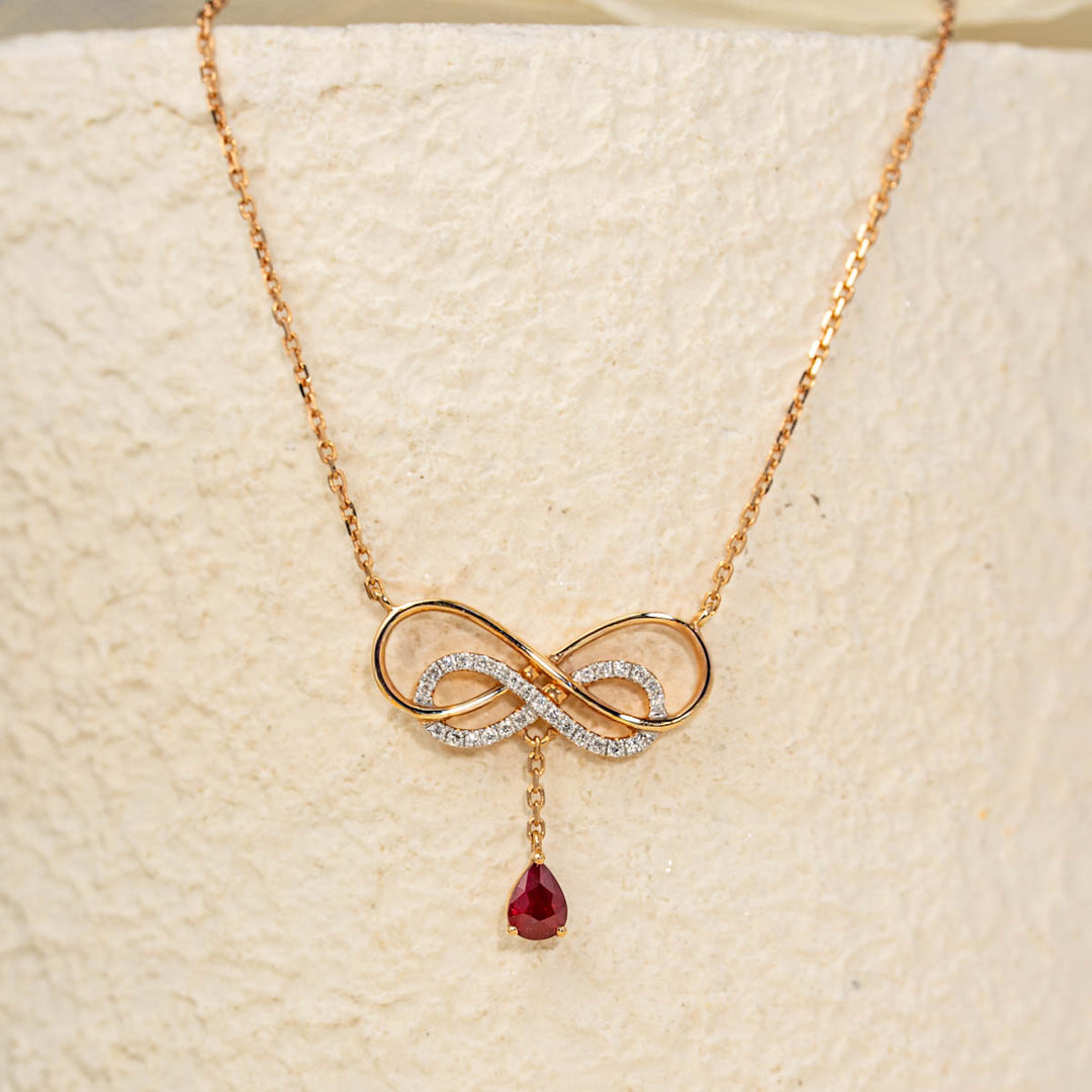 Natural Ruby Diamond Necklace. D:0.25ct d:0.071ct 18K Gold