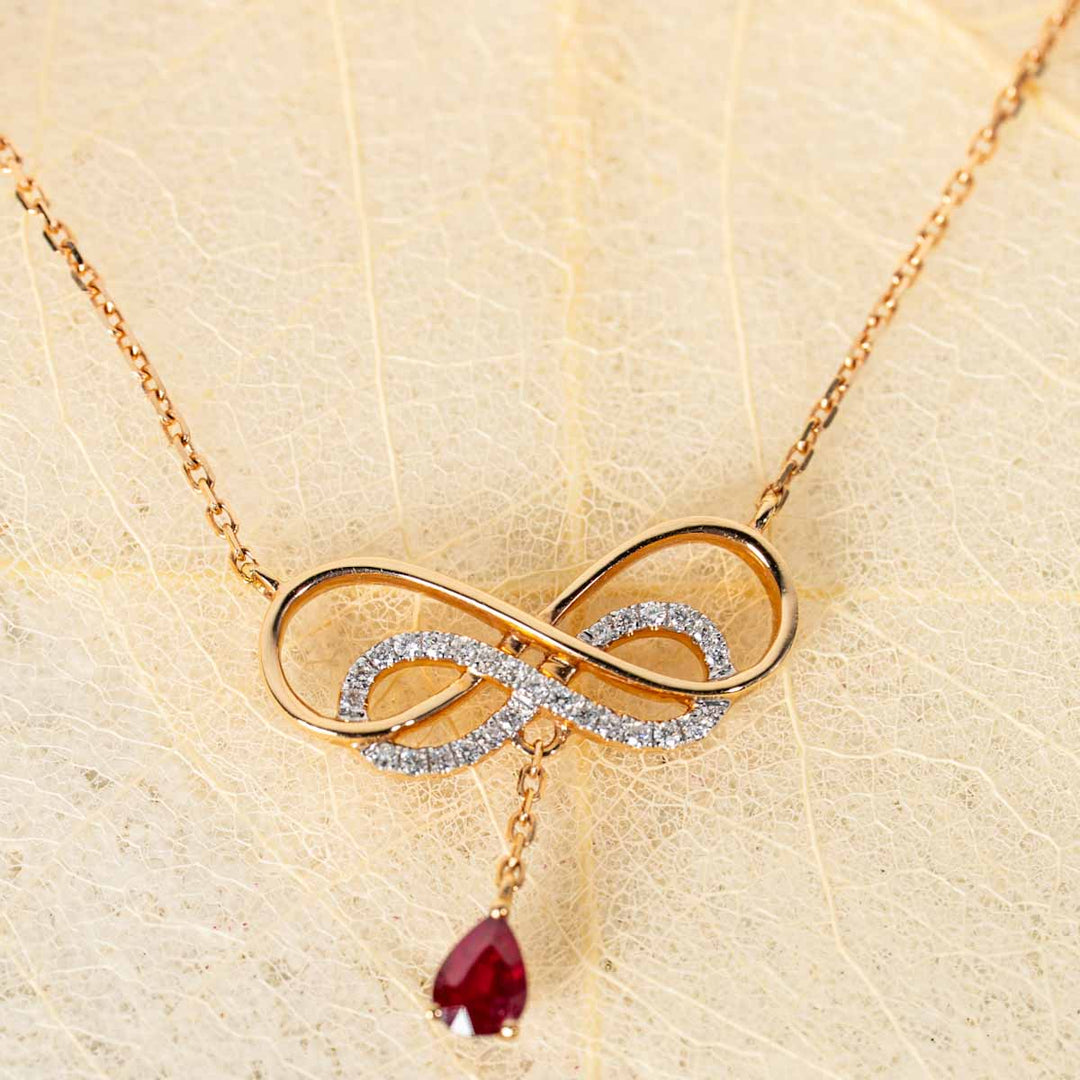 Natural Ruby Diamond Necklace. D:0.25ct d:0.071ct 18K Gold