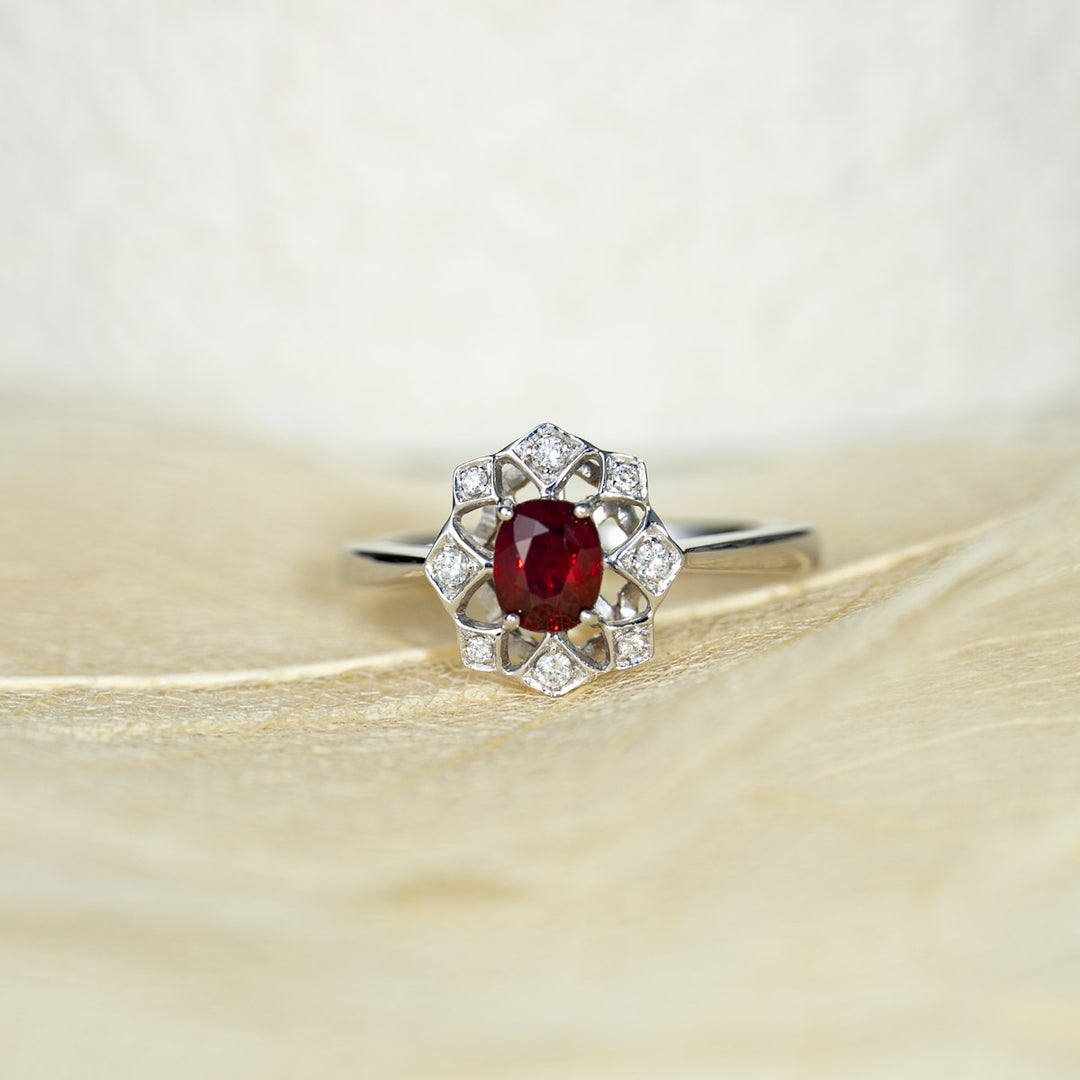 No Heat Natural Pigeon Blood Ruby Diamond Ring D:0.67ct d:0.08ct   – 18K Gold Unheated