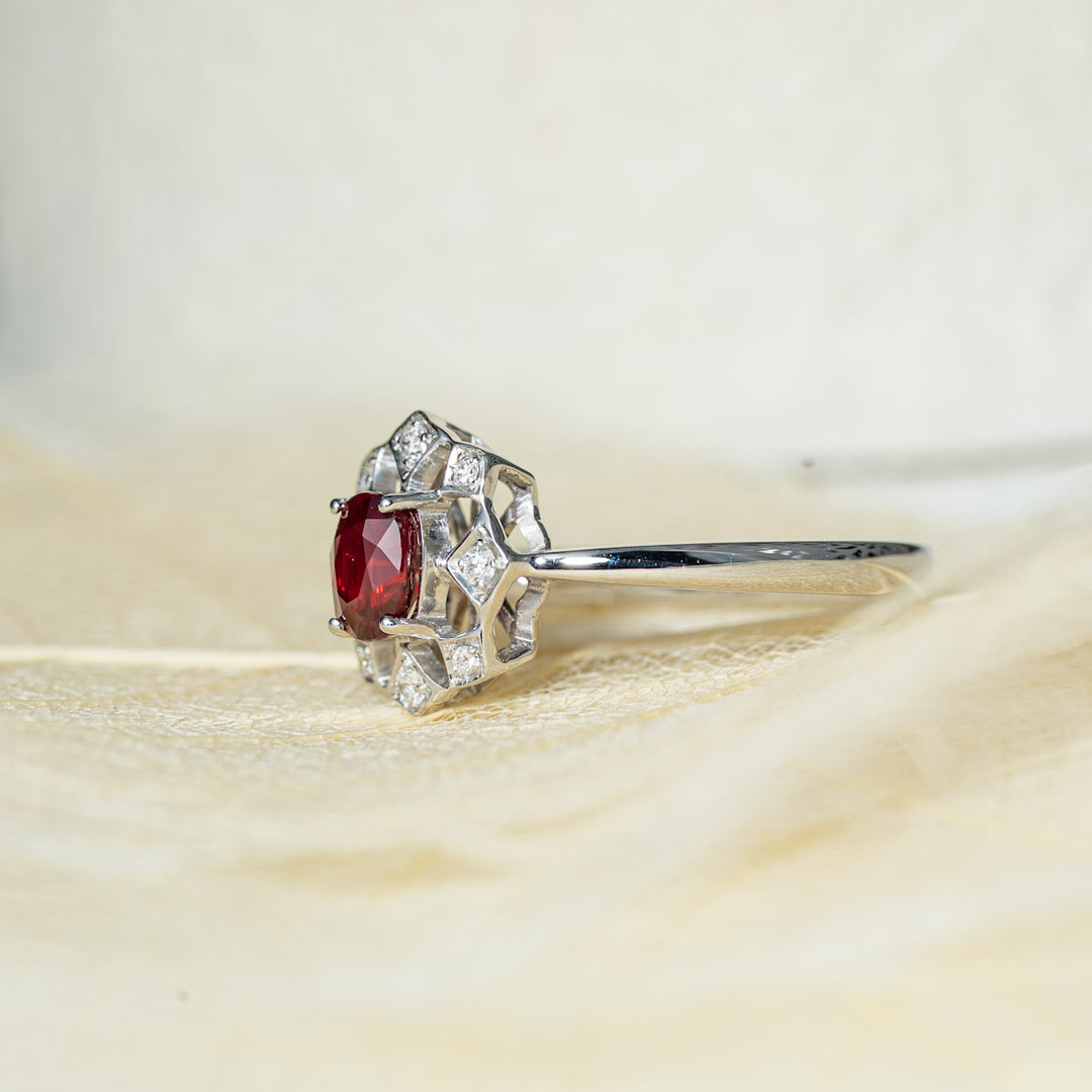 No Heat Natural Pigeon Blood Ruby Diamond Ring D:0.67ct d:0.08ct   – 18K Gold Unheated