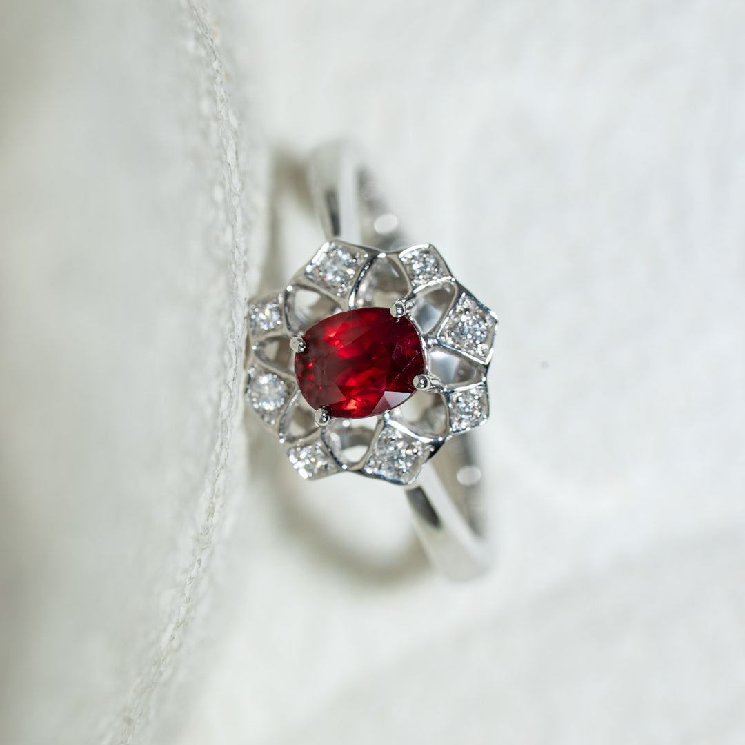 No Heat Natural Pigeon Blood Ruby Diamond Ring D:0.67ct d:0.08ct   – 18K Gold Unheated