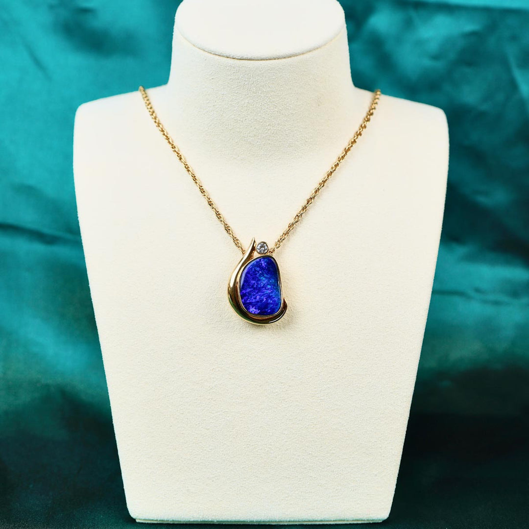 Natural Australia Boulder Opal Stone Necklace D5.26ct Diamond d0.15ct —18K Gold