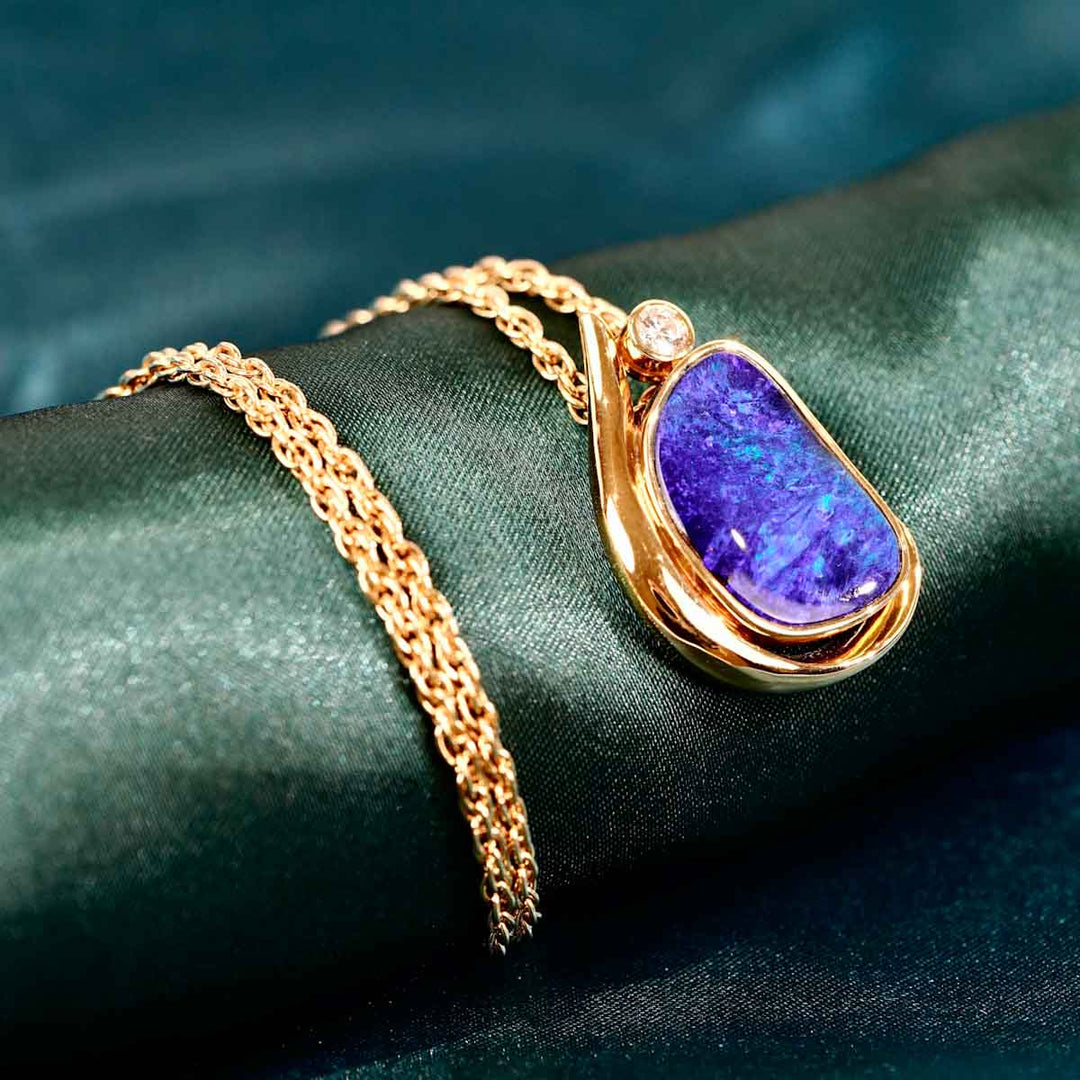 Natural Australia Boulder Opal Stone Necklace D5.26ct Diamond d0.15ct —18K Gold