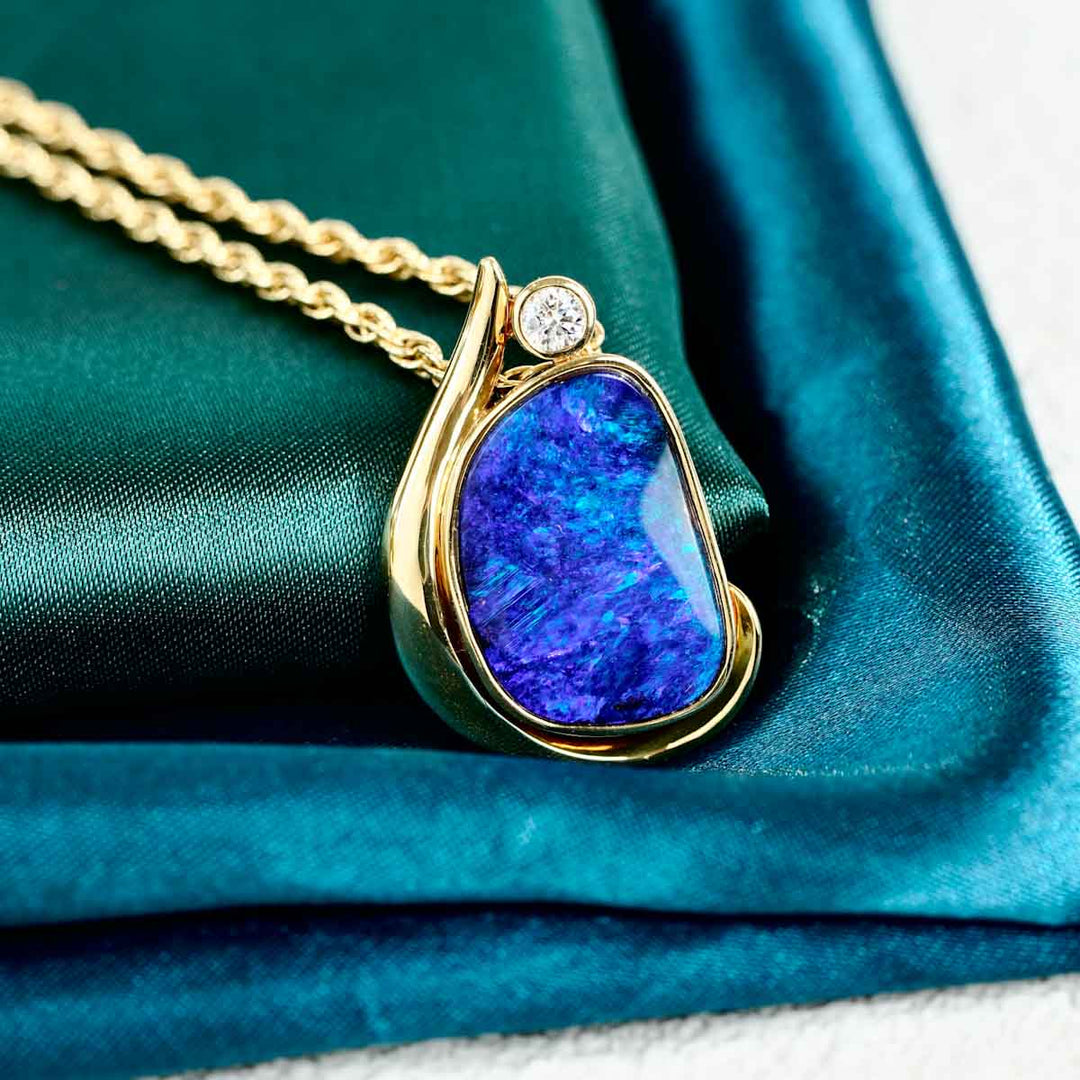 Natural Australia Boulder Opal Stone Necklace D5.26ct Diamond d0.15ct —18K Gold