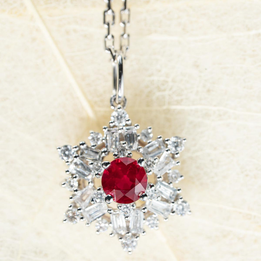Natural Ruby Diamond Necklace. D:0.3ct d:0.339ct 18K Gold