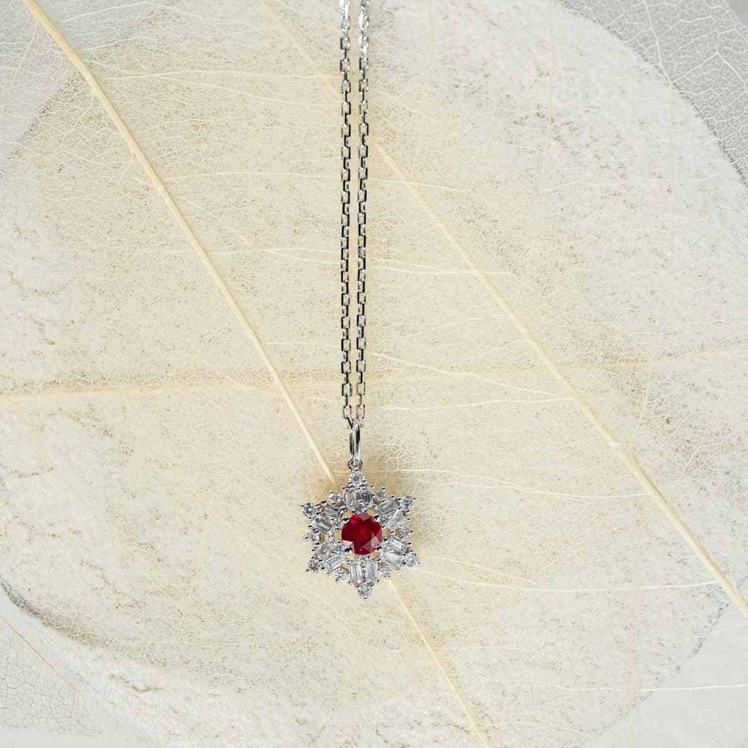 Natural Ruby Diamond Necklace. D:0.3ct d:0.339ct 18K Gold
