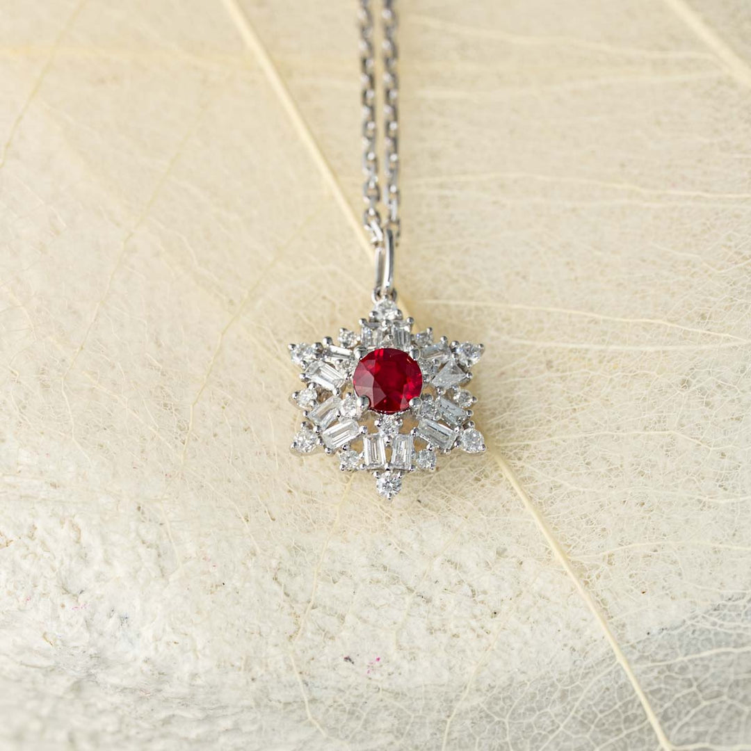 Natural Ruby Diamond Necklace. D:0.3ct d:0.339ct 18K Gold