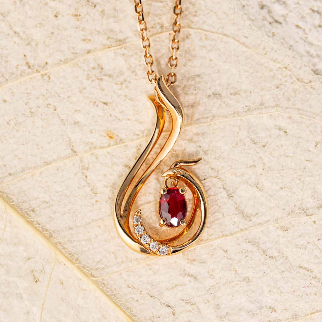 Natural Ruby Diamond Necklace.  D:0.18ct 18K Gold