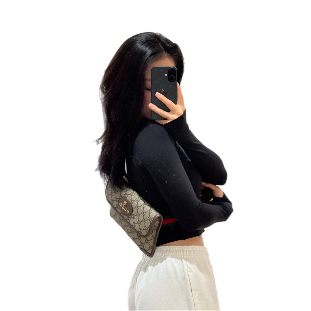 Gucci Neo Vitange Supreme Belt Bag