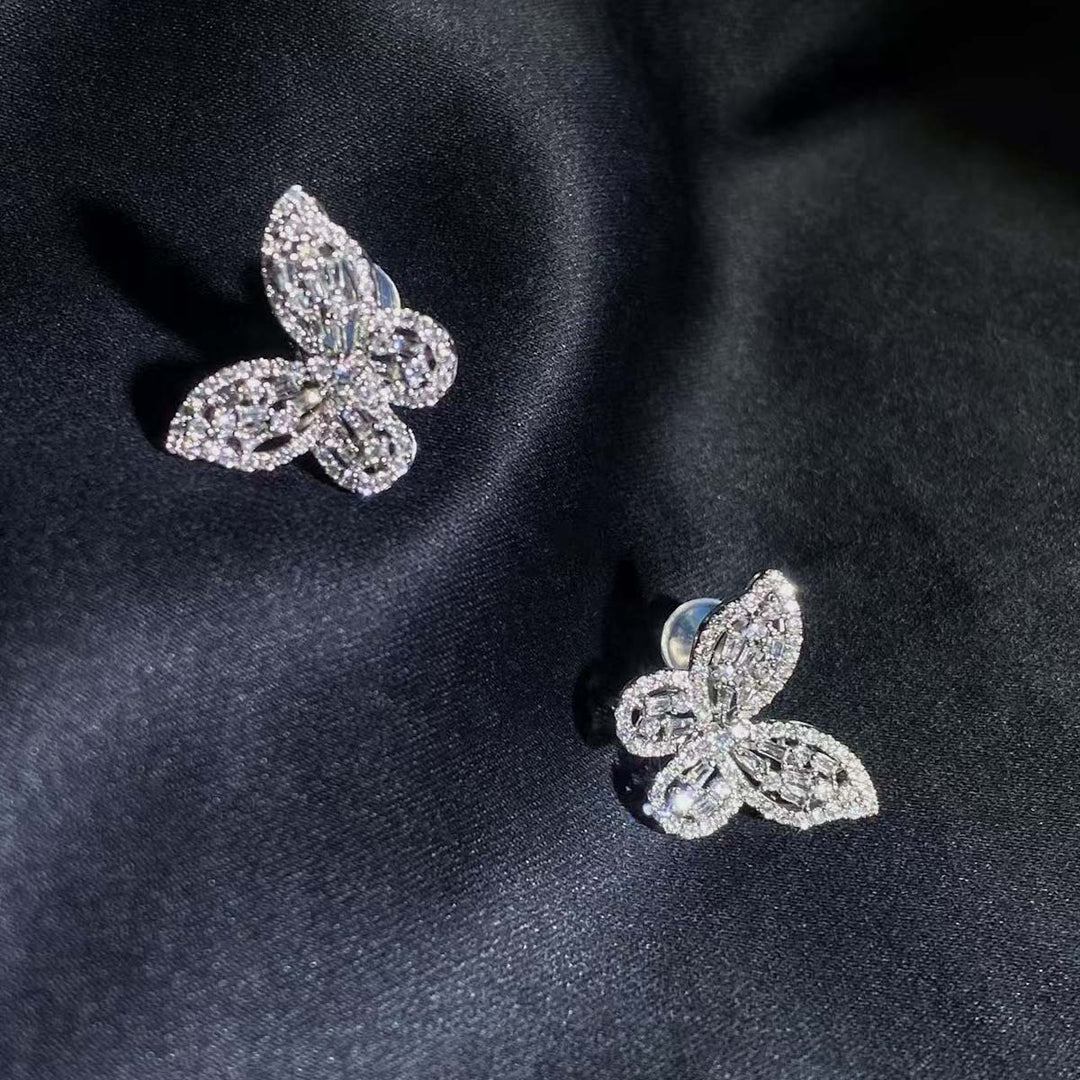 Natrual White Diamond Butterfly Earrings D0.88ct D-E color SI clarity, 18K Gold