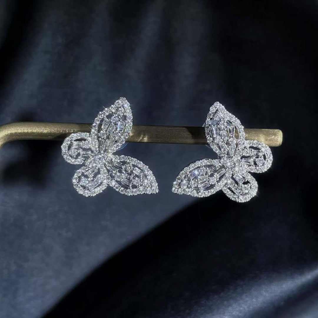 Natrual White Diamond Butterfly Earrings D0.88ct D-E color SI clarity, 18K Gold