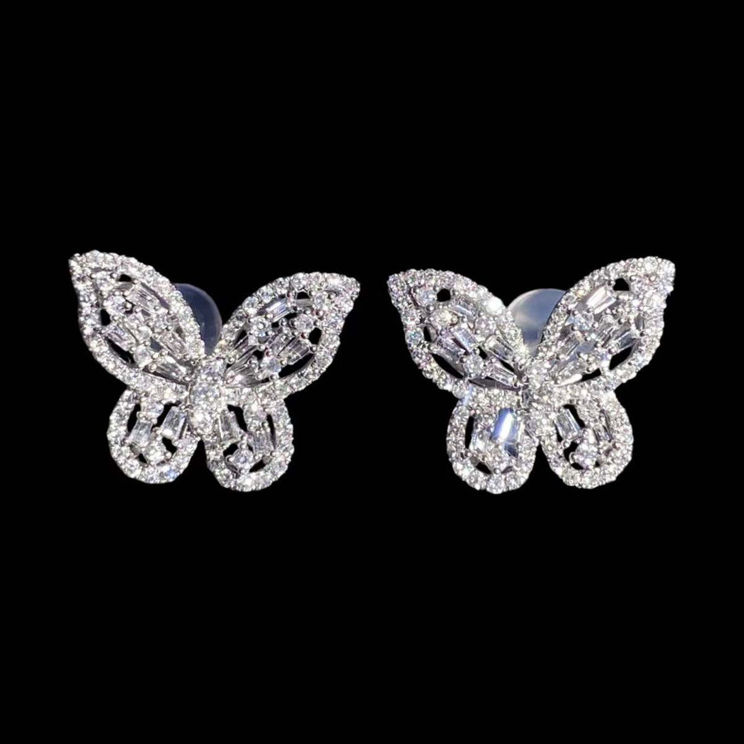 Natrual White Diamond Butterfly Earrings D0.88ct D-E color SI clarity, 18K Gold