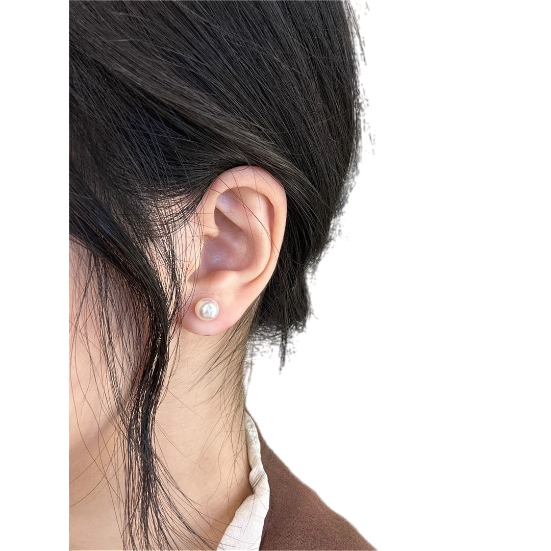 Tiffany Akoya pearl earrings 18k gold