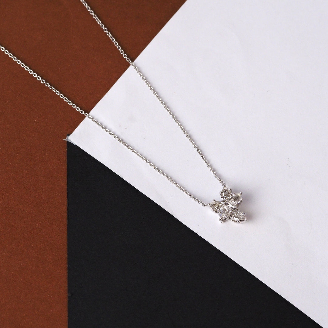 Harry Winston Cluster Pt950 Diamond Necklace